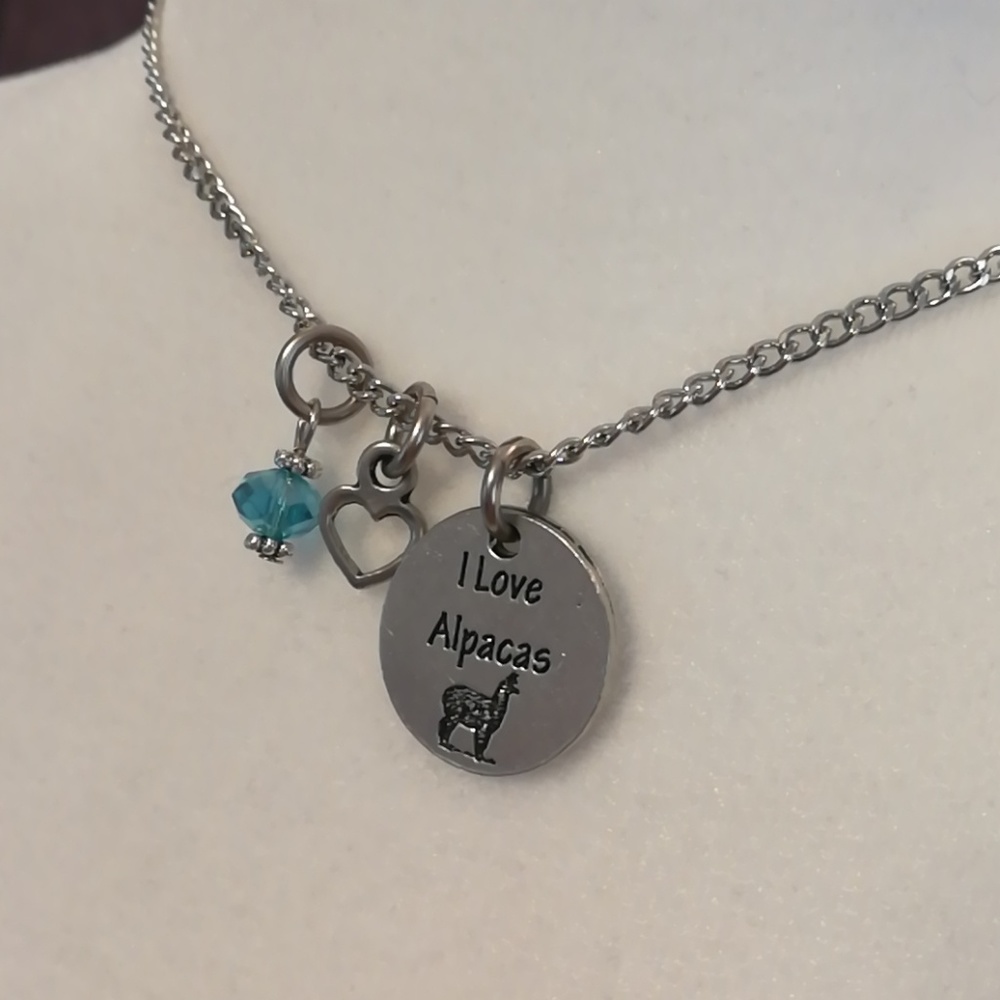 I Love Alpacas Necklace NWT